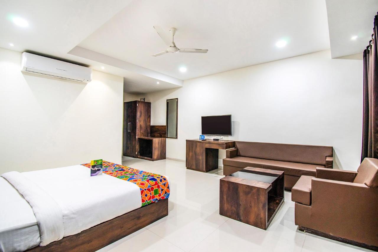 Fabhotel Amrit Greens Indore Airport Exterior foto