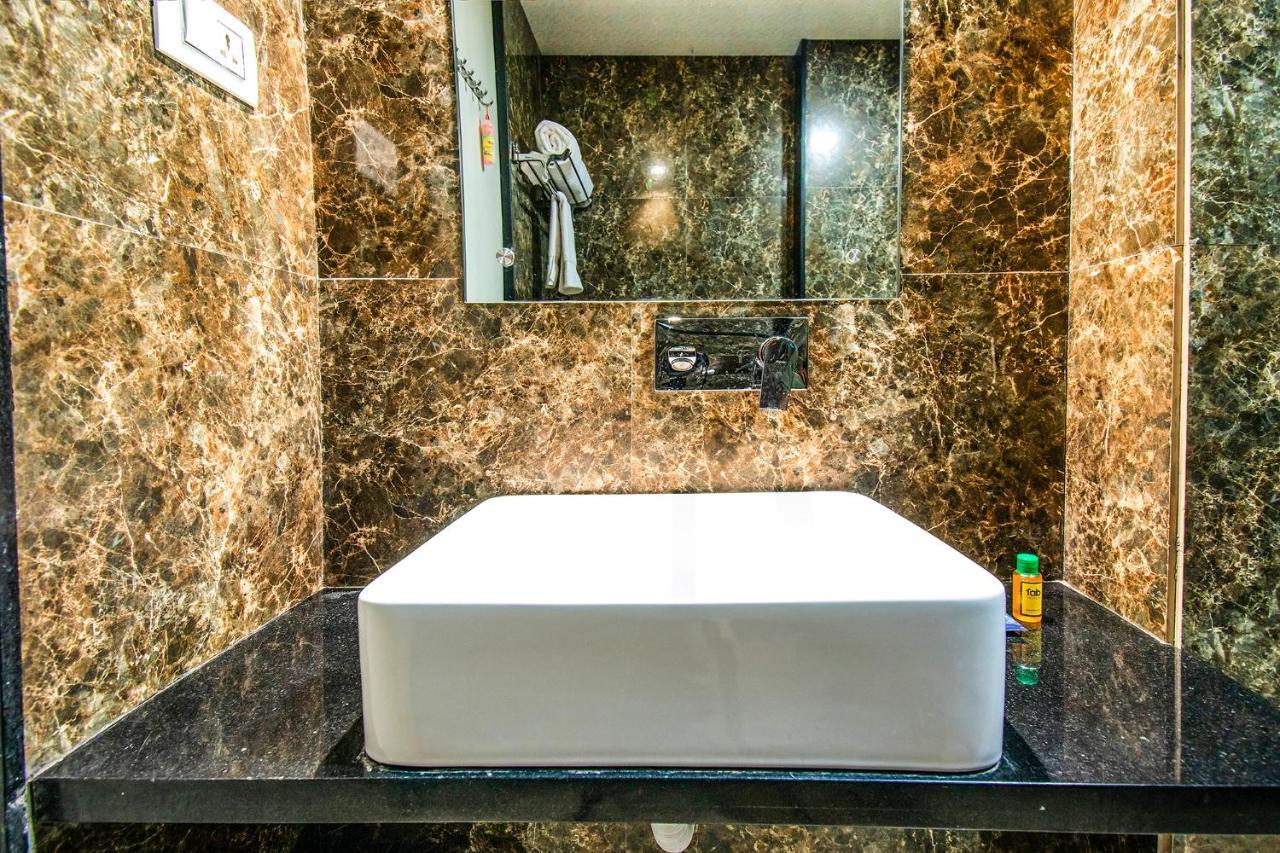 Fabhotel Amrit Greens Indore Airport Exterior foto