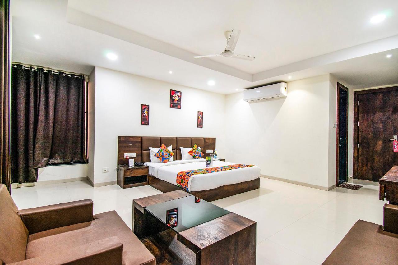 Fabhotel Amrit Greens Indore Airport Exterior foto