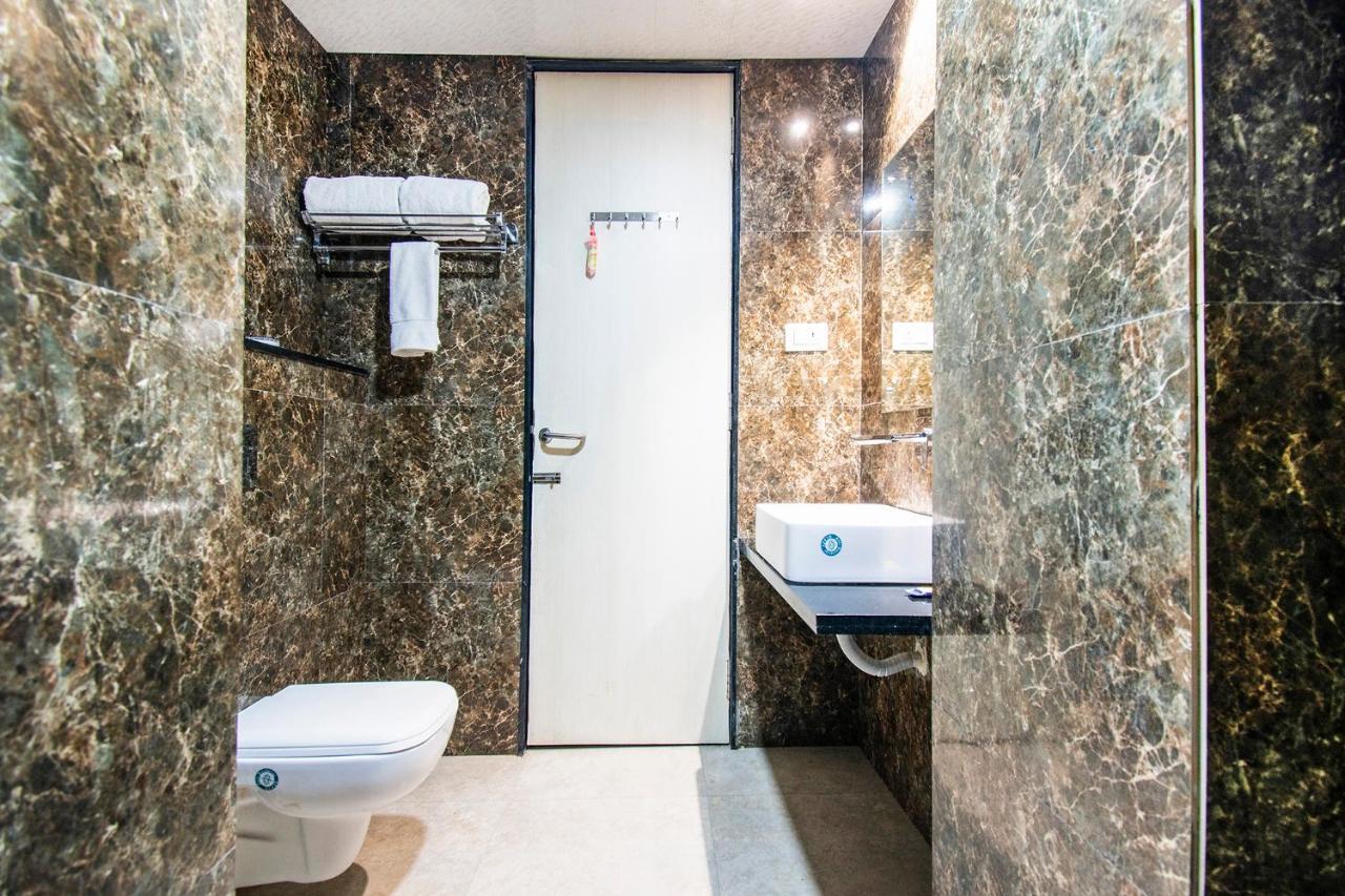 Fabhotel Amrit Greens Indore Airport Exterior foto