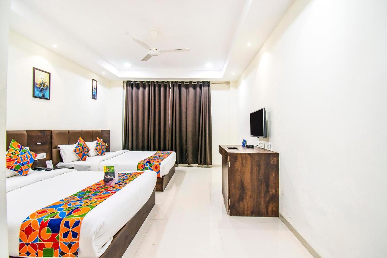 Fabhotel Amrit Greens Indore Airport Exterior foto