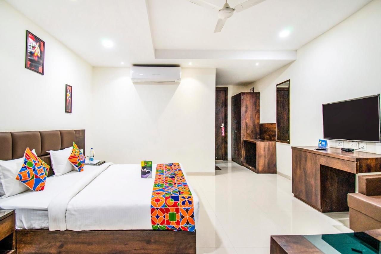 Fabhotel Amrit Greens Indore Airport Exterior foto